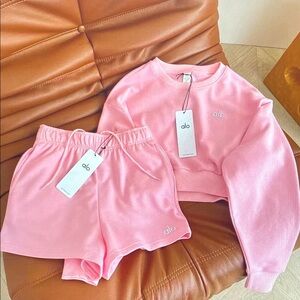 ALO Yoga Pink Women's Athletic Shorts Set